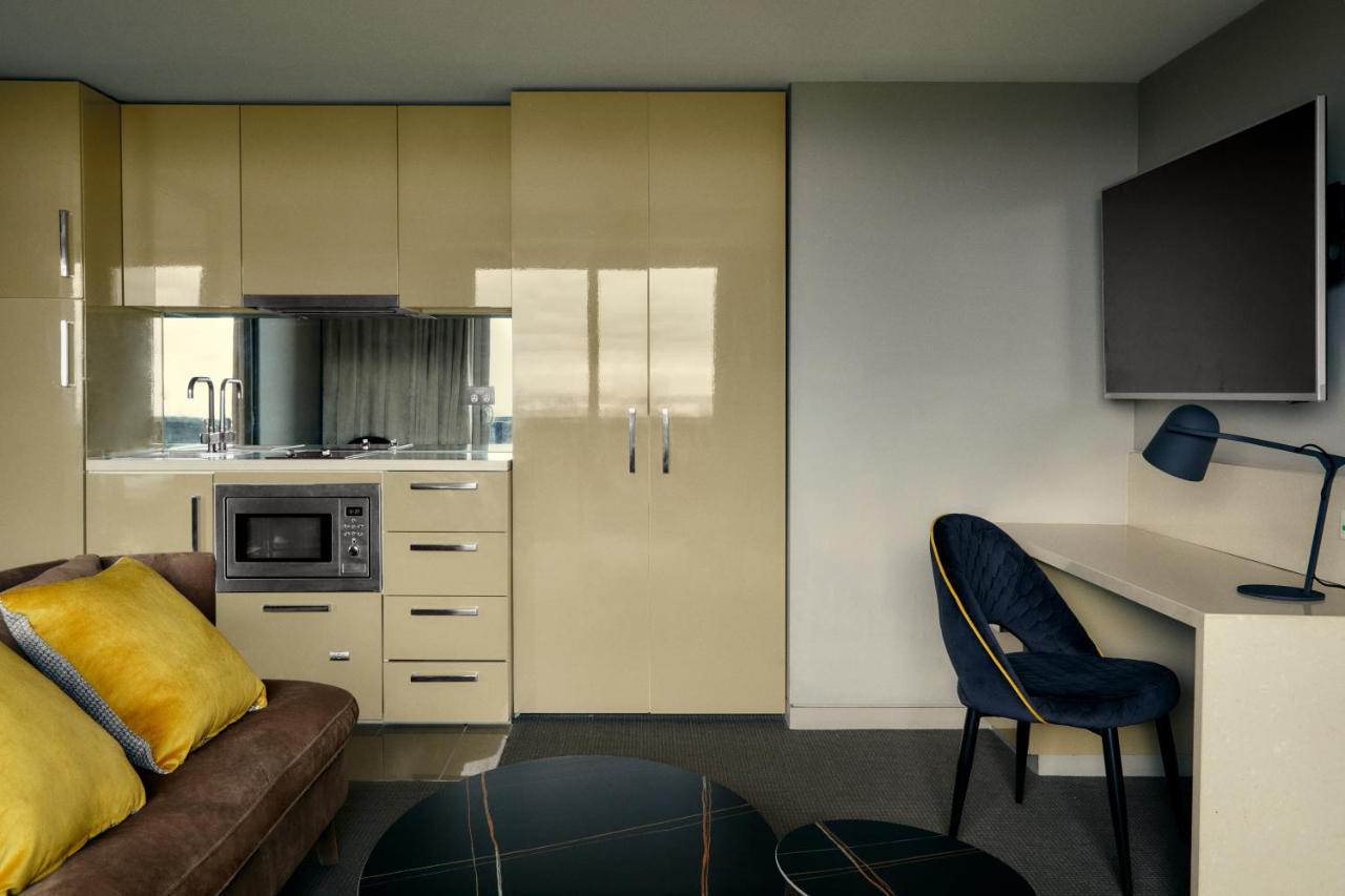 The Kinson Hotell Melbourne Eksteriør bilde A typical studio apartment